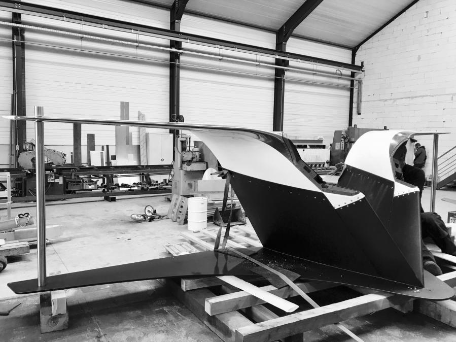 Atelier Aéro-Design création: Table d'orientation avec 2 Winglets Falcon 7X